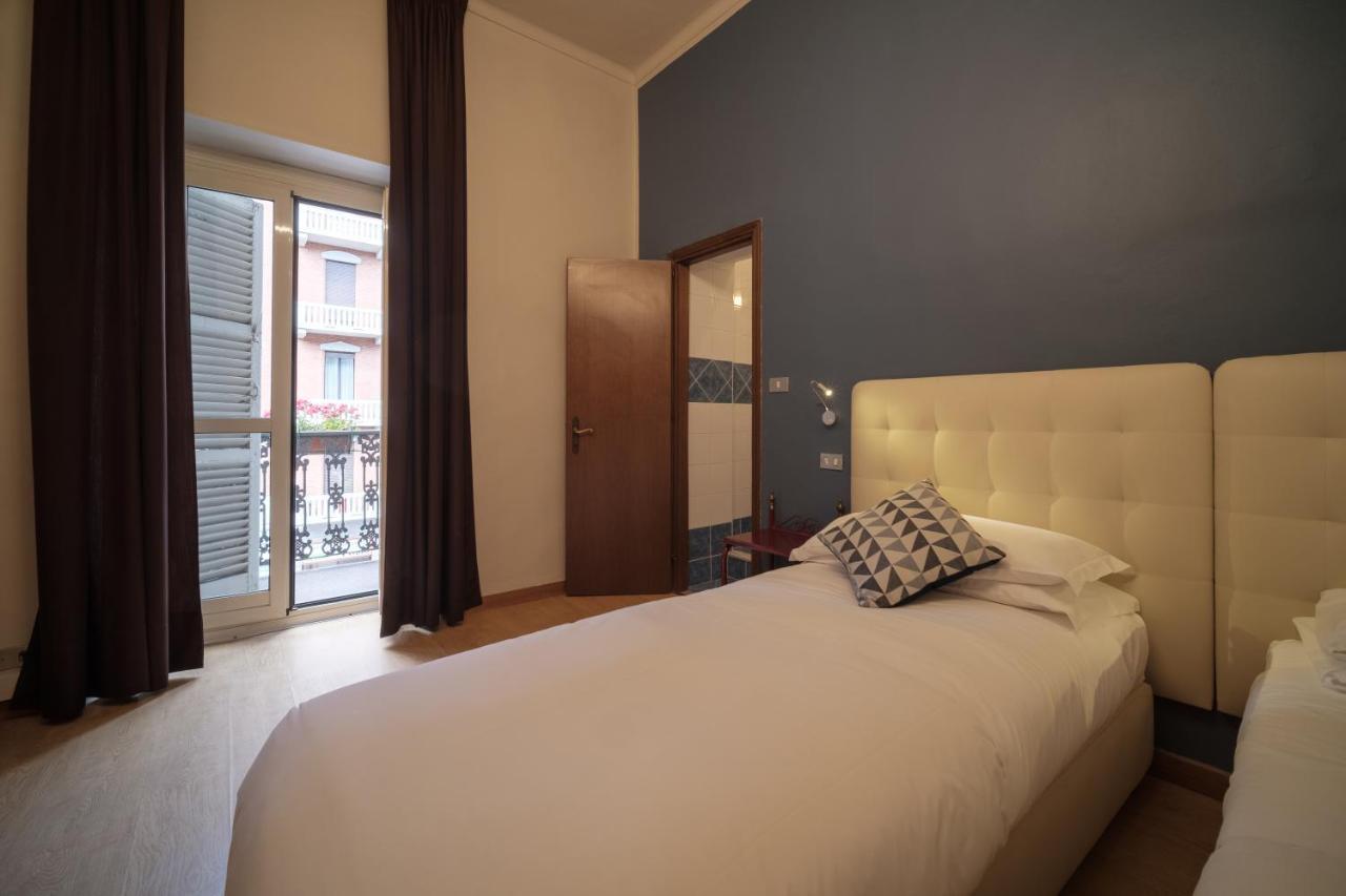 Italia Hotel 3*