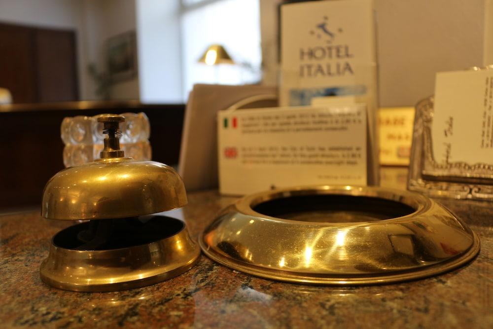 Italia Hotel 3*