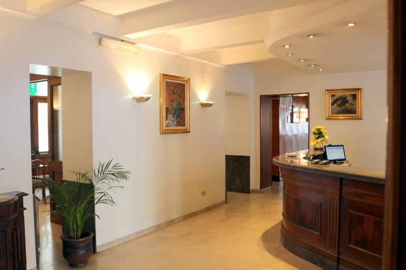 Hotel Italia 3*